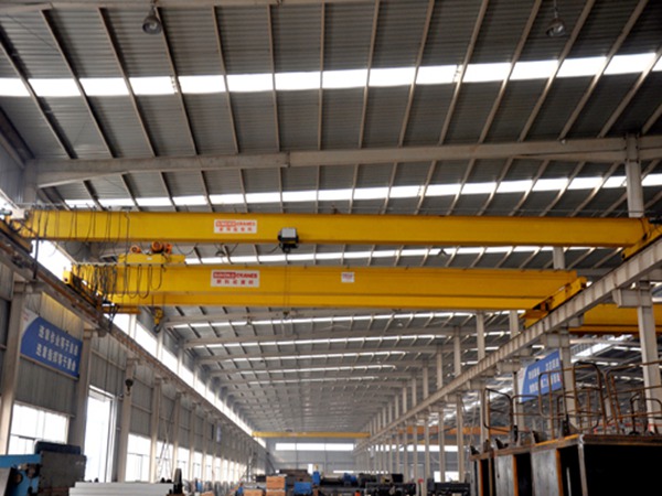 河南开封双梁行车厂家生产20M高度龙门吊