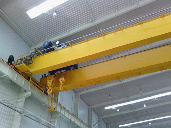 福建厦门双梁行车厂家销售10吨LH型电动葫芦桥式起重机